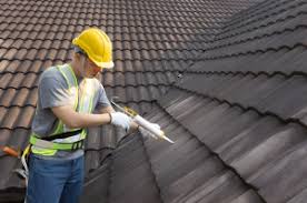 Best Flat Roofing  in Darrington, WA